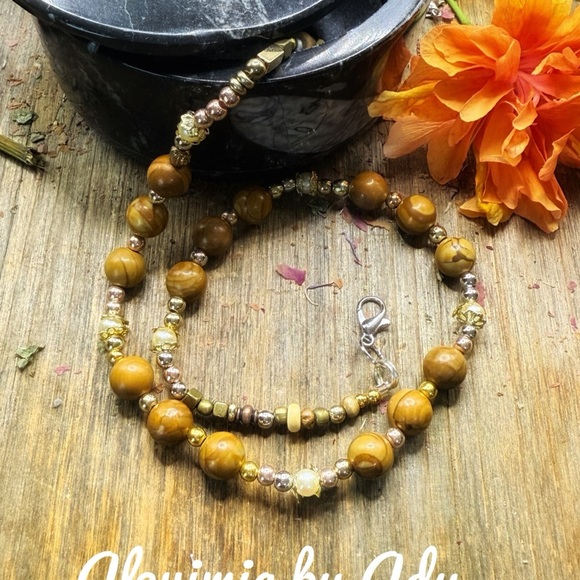 Gol and tan picture jasper beaded choker necklace - Picture 2 of 3